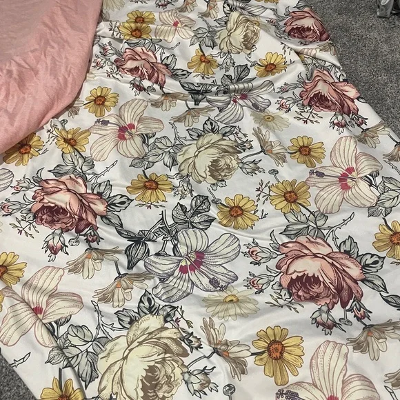 Crib sheets (2) - Picture 2 of 4